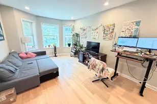 1330 W Roscoe St, Chicago, IL 60657 - Photo 6