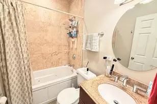 1330 W Roscoe St, Chicago, IL 60657 - Photo 12