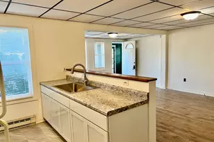 39 E Church St, Sandwich, IL 60548 - Photo 4