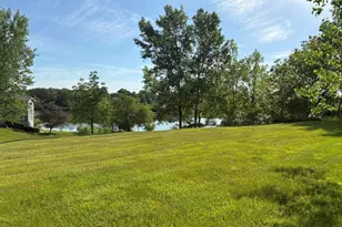 1201 Bayshore Dr, Antioch, IL 60002 - Photo 1