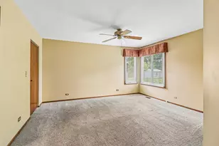 1079 Braeburn Rd, Mundelein, IL 60060 - Photo 30