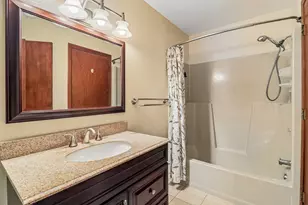 1079 Braeburn Rd, Mundelein, IL 60060 - Photo 26
