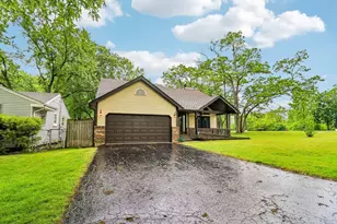 1079 Braeburn Rd, Mundelein, IL 60060 - Photo 48