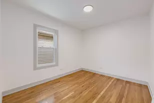 10205 S Yale Ave, Chicago, IL 60628 - Photo 18