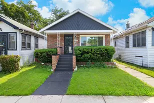 10205 S Yale Ave, Chicago, IL 60628 - Photo 1