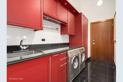 333 W Hubbard Street #1006, Chicago, IL 60654 - Photo 38