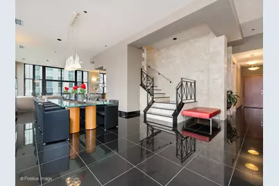 333 W Hubbard Street #1006, Chicago, IL 60654 - Photo 18