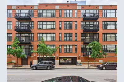 333 W Hubbard Street #1006, Chicago, IL 60654 - Photo 2