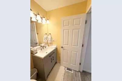 228 Harvard Lane, Bloomingdale, IL 60108 - Photo 10