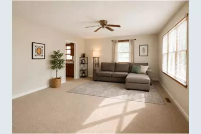 15527 Rose Drive, South Holland, IL 60473 - Photo 2