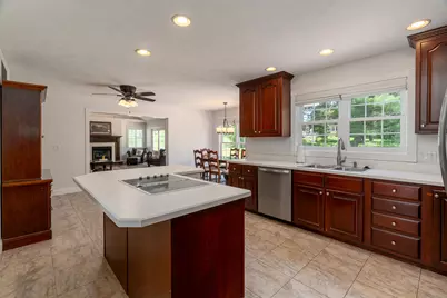 22 Cherry Tree Place, Harrisburg, IL 62946 - Photo 10