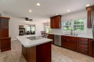 22 Cherry Tree Pl, Harrisburg, IL 62946 - Photo 10