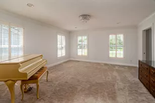22 Cherry Tree Pl, Harrisburg, IL 62946 - Photo 6