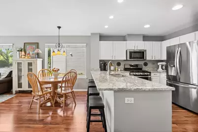 756 S Aldridge Lane, Round Lake, IL 60073 - Photo 6