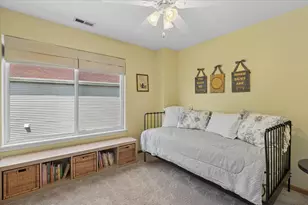 756 S Aldridge Ln, Round Lake, IL 60073 - Photo 16
