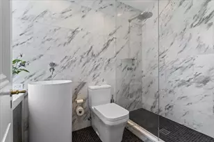 179 E Lake Shore Dr, Chicago, IL 60611 - Photo 24