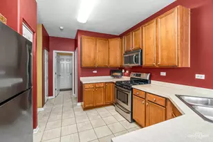 374 Wolcott Ln, Batavia, IL 60510 - Photo 12