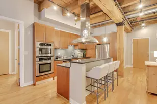 154 W Hubbard St, Chicago, IL 60654 - Photo 8