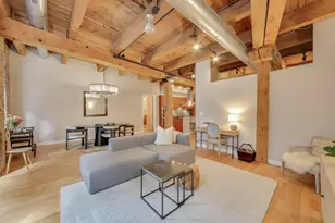 154 W Hubbard St, Chicago, IL 60654 - Photo 4