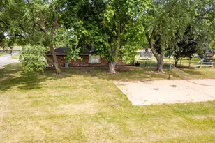5866 Irene Rd, Belvidere, IL 61008 - Photo 12