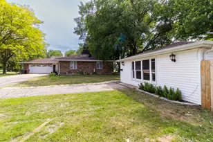 5866 Irene Rd, Belvidere, IL 61008 - Photo 2