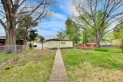 14315 S Wabash Avenue, Riverdale, IL 60827 - Photo 32