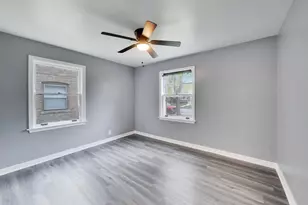 14315 S Wabash Ave, Riverdale, IL 60827 - Photo 8