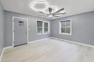 14315 S Wabash Ave, Riverdale, IL 60827 - Photo 6