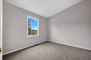 6 Parkshores Dr, Bloomington, IL 61701 - Photo 16