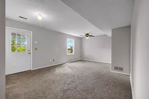 6 Parkshores Dr, Bloomington, IL 61701 - Photo 18