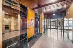 1122 N Clark St, Chicago, IL 60610 - Photo 22