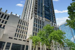 1122 N Clark St, Chicago, IL 60610 - Photo 2