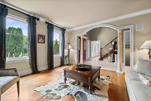 2 Marbury Ln, Barrington Hills, IL 60010 - Photo 6