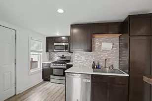 205 E Taylor St, Grant Park, IL 60940 - Photo 10
