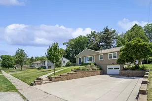 1211 7th St, Orion, IL 61273 - Photo 32