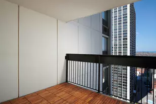 1460 N Sandburg Terrace, Chicago, IL 60610 - Photo 10