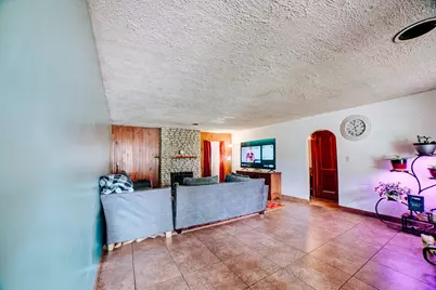 544 E Mulberry Street, Watseka, IL 60970 - Photo 4