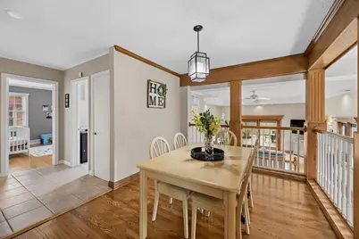 9819 S Millard Avenue, Evergreen Park, IL 60805 - Photo 8