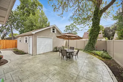 9819 S Millard Avenue, Evergreen Park, IL 60805 - Photo 26