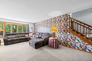 2238 Elmira Ave, Des Plaines, IL 60018 - Photo 8