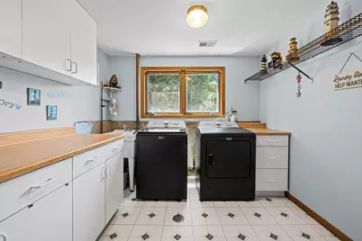 2238 Elmira Avenue, Des Plaines, IL 60018 - Photo 24