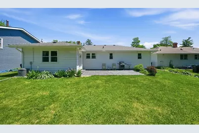 34456 W Lake Shore Drive, Round Lake, IL 60073 - Photo 24