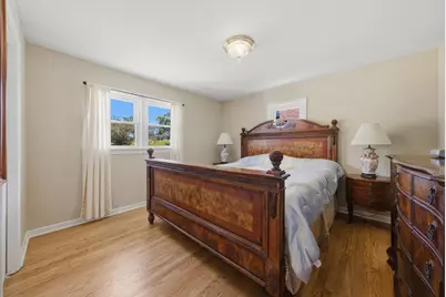 34456 W Lake Shore Drive, Round Lake, IL 60073 - Photo 14