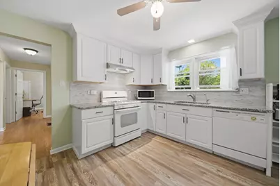 34456 W Lake Shore Drive, Round Lake, IL 60073 - Photo 10