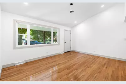 940 W 116th Place, Chicago, IL 60643 - Photo 4