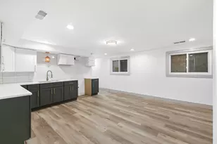 940 W 116th Pl, Chicago, IL 60643 - Photo 8