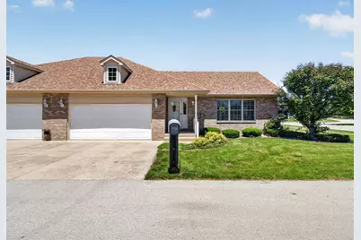68 Oregon Trail, Coal City, IL 60416 - Photo 2