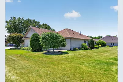 68 Oregon Trail, Coal City, IL 60416 - Photo 36