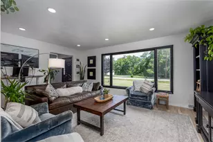 15 Oaklane Dr, Ottawa, IL 61350 - Photo 4