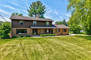 15 Oaklane Dr, Ottawa, IL 61350 - Photo 1